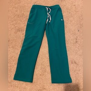 FIGS Women’s size small petite Yoga Skinny Scrub Pants